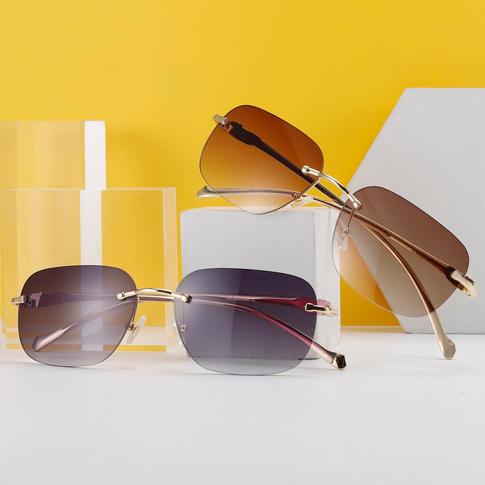 Nouvelles lunettes de soleil carrées à tête de léopard : la tendance mode pour hommes et femmes