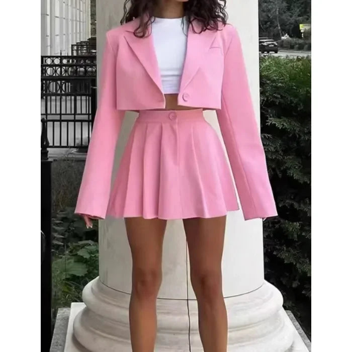 Kurzer Blazer + Minirock Plissiert Set | Elegante Streetwear