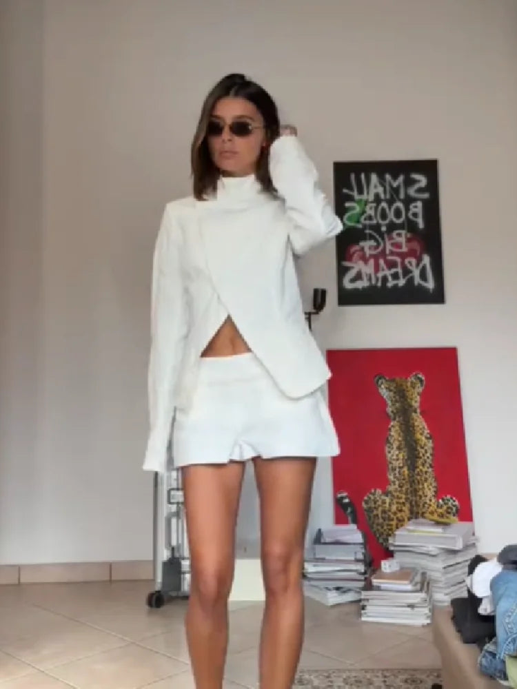 Ensemble en lin blanc | Blazer asymétrique + Short taille haute