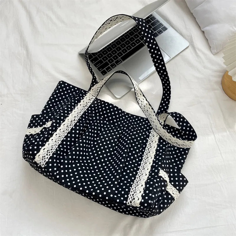 Koreanische Canvas-Umhängetasche | Vintage-Stil mit Spitze