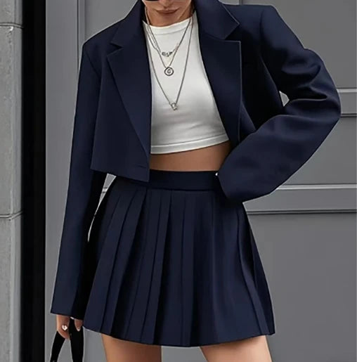 Kurzer Blazer + Minirock Plissiert Set | Elegante Streetwear