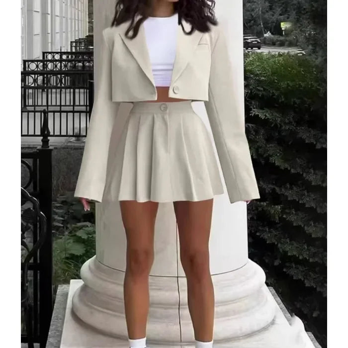 Kurzer Blazer + Minirock Plissiert Set | Elegante Streetwear
